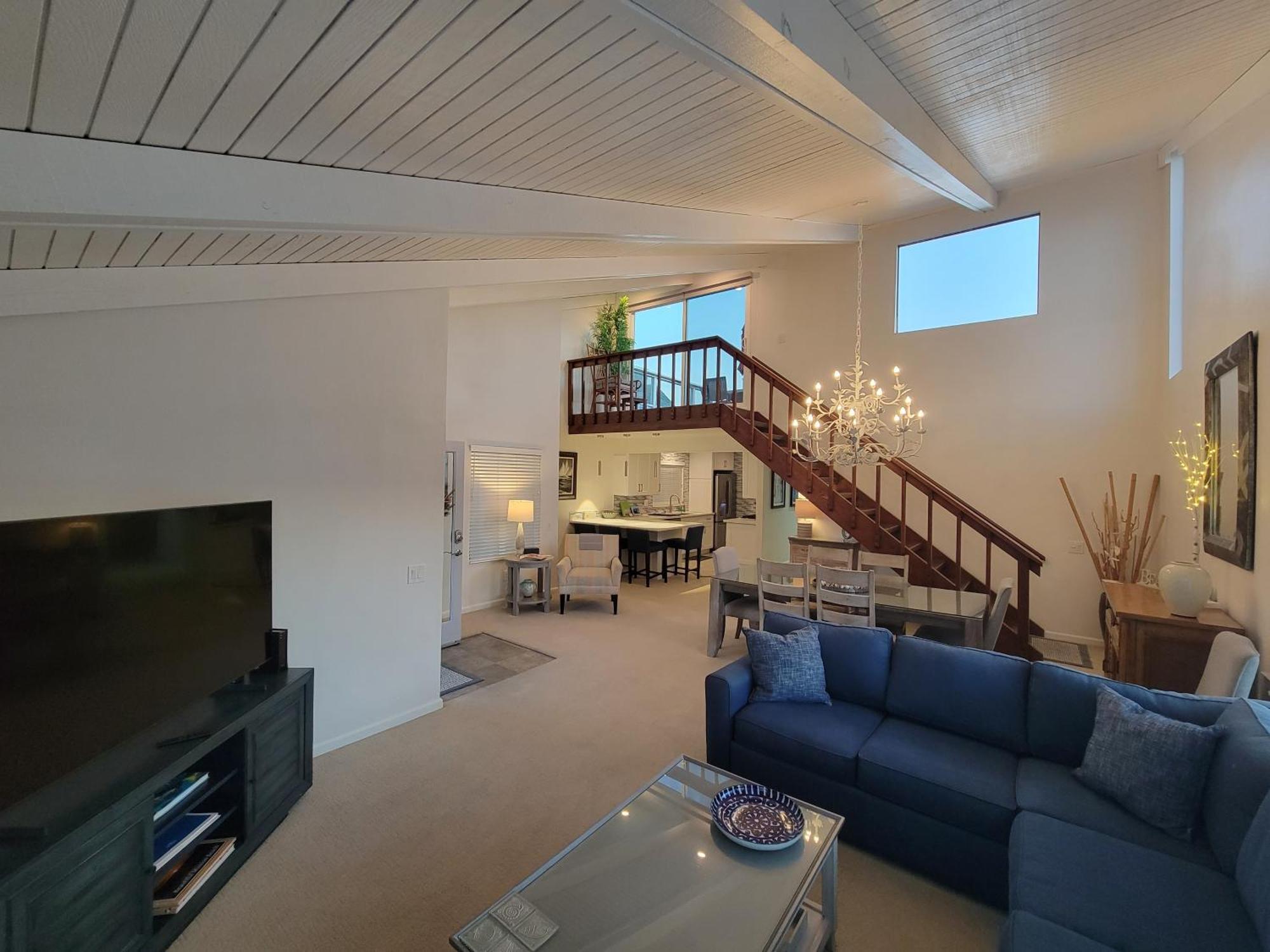 Сasa de vacaciones Luv Oceanside Views-1 House To Beach, Boardwalk And Waves-spacious Rooftop Sun Deck-plus King Beds Too! San Diego