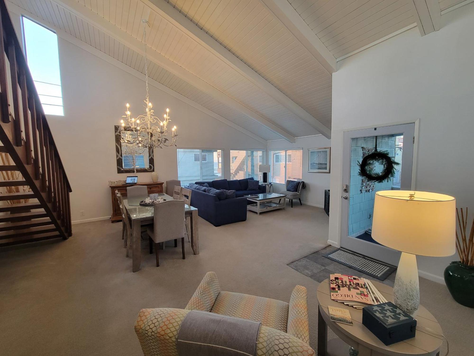 Luv Oceanside Views-1 House To Beach, Boardwalk And Waves-spacious Rooftop Sun Deck-plus King Beds Too! Holiday home *